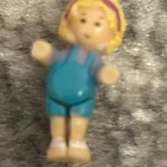 Polly Pocket Llama Wristlet - Picture 3 of 5